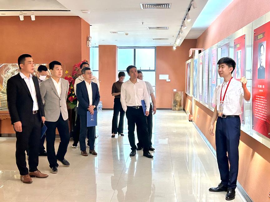 图片15.jpg 图片15.jpg