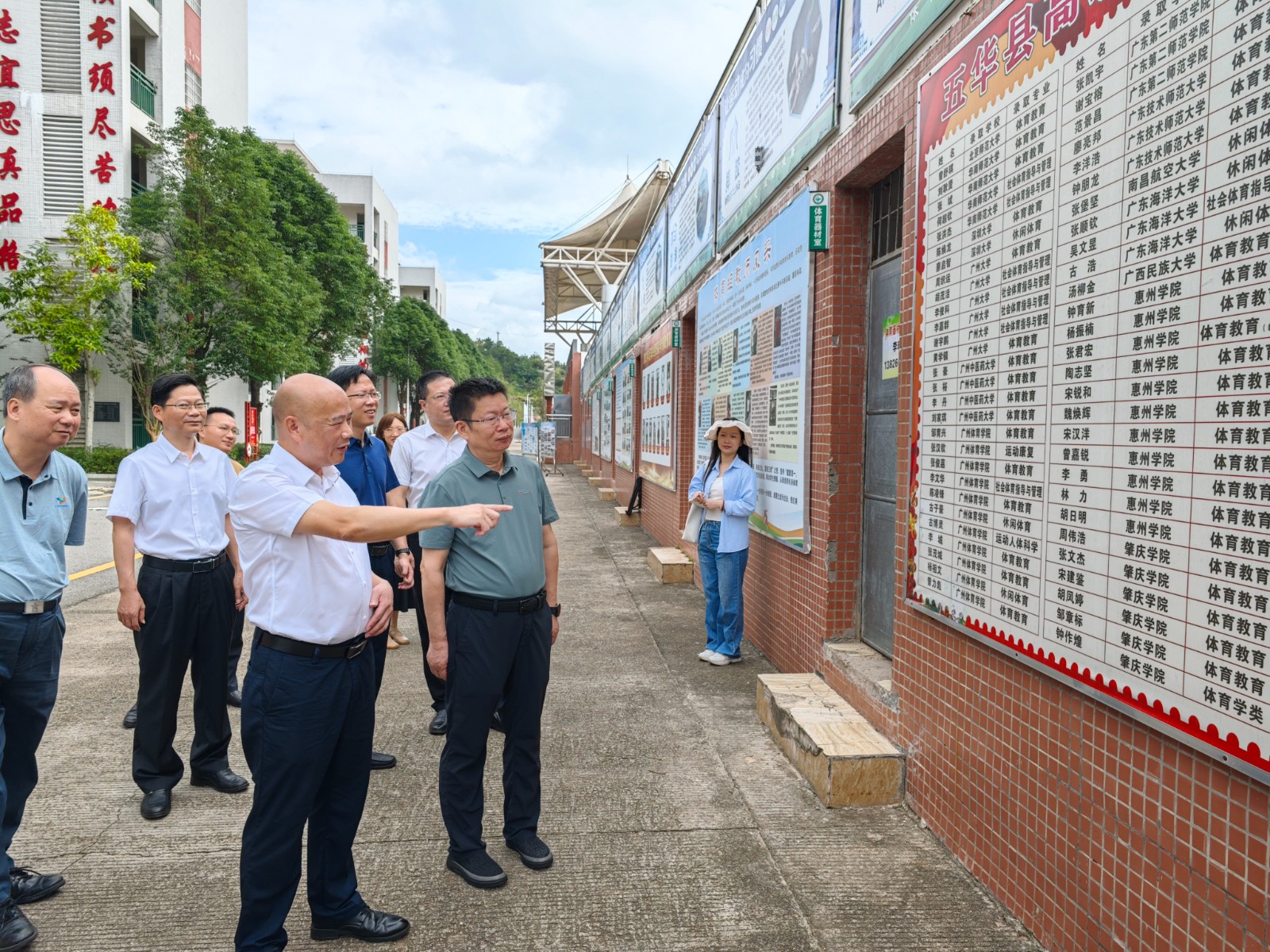 null ce9585ba03c4d42fca5c45fffda7420.jpg