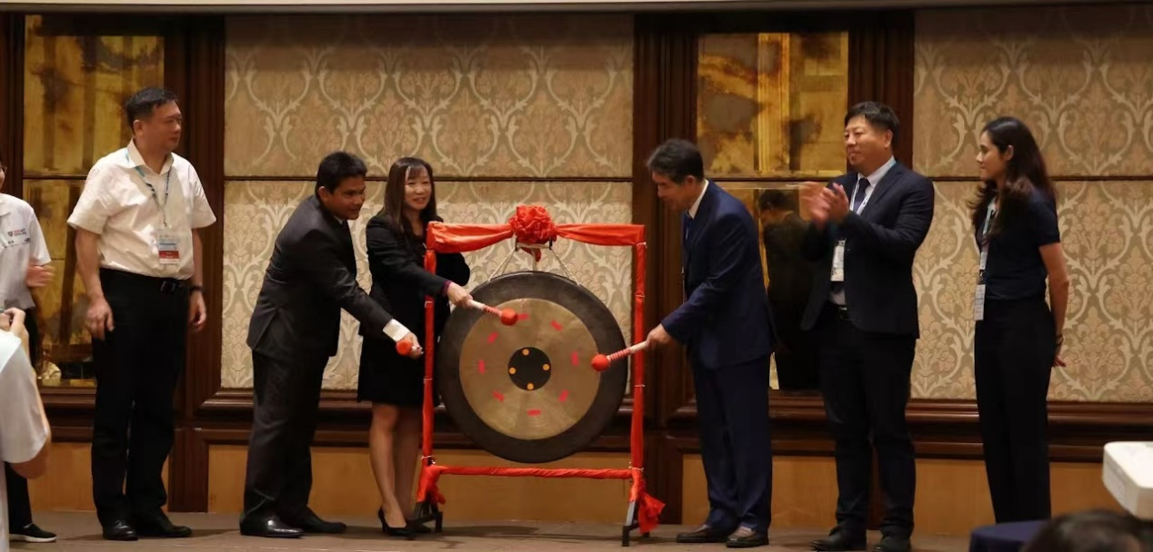 图片2.2.png 图片2.2.png