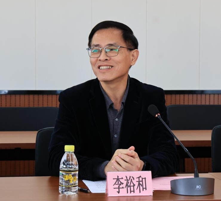 图片25.jpg 图片25.jpg