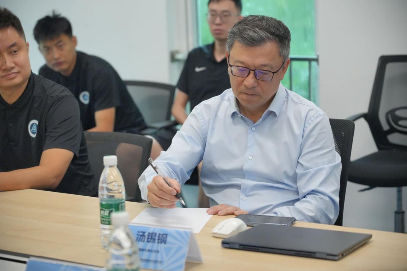 图片45.jpg 图片45.jpg